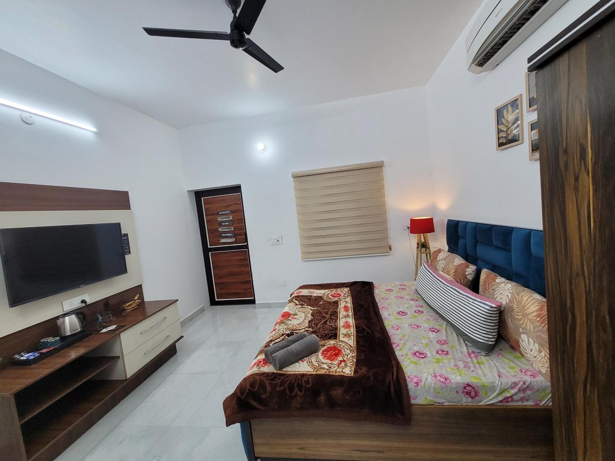 Homestay Dhairya's Away From Jammu