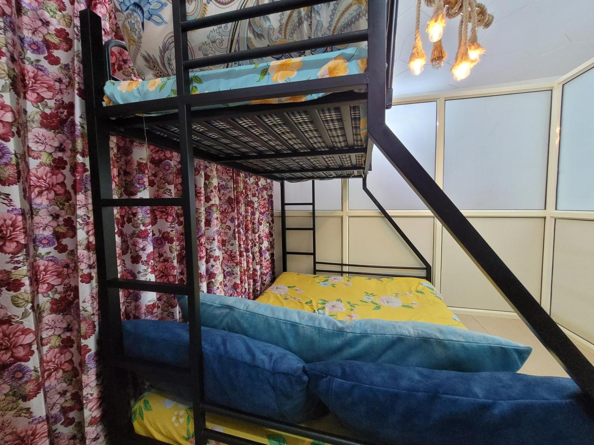 Homestay Dhairya's Away From *